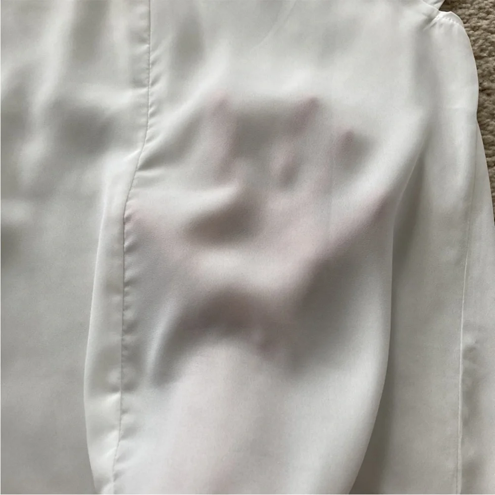 Creamy White Short Sleeve Blouse - Picture 8 of 10